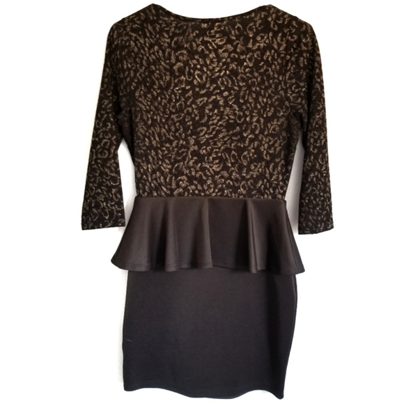 Windsor Criss cross cut Cleavage peplum dress - Picture 4 of 6